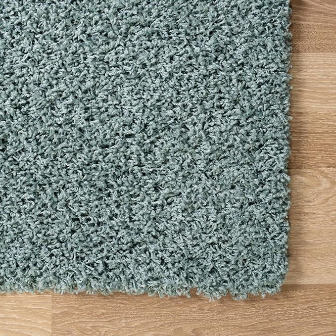 Unique Loom Solid Shag Collection Area Rug (6' 1" x 9' Rectangle, Light Slate Blue)