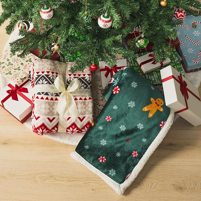 PAVILIA Green Christmas Sherpa Throw Blanket, Gingerbread Snowman Holiday Pattern, Soft Reversible Fleece & Sherpa 50x60 Winter Blanket for Couch & Bed, Cozy Christmas Decor