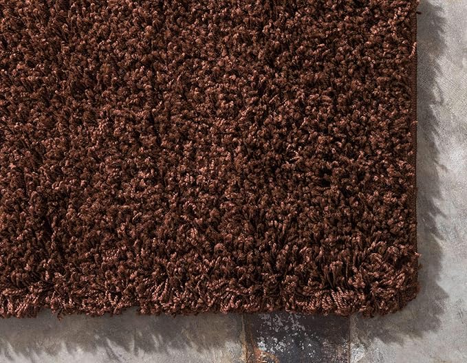 Unique Loom Solid Shag Collection Area Rug (6' 1" x 9' Rectangle, Chocolate Brown)