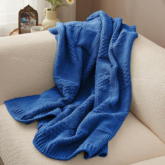 Amélie Home Checkered Chenille Knit Throw Blanket for Couch, Classic Texture Decorative Soft Blanket for Sofa, Chair & Bedroom, 50"x60", Blue