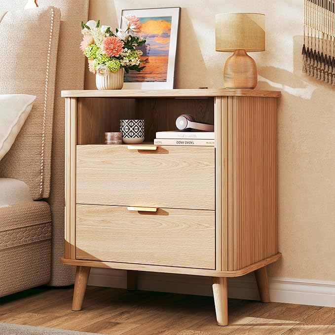 Fluted Nightstands Set of 2, Mid Century Modern Bedside Table with Drawer & Open Shelf, Curved Profile Design, Night Stand with Charging Station, End Side Table with Storage for Bedroom, Oak