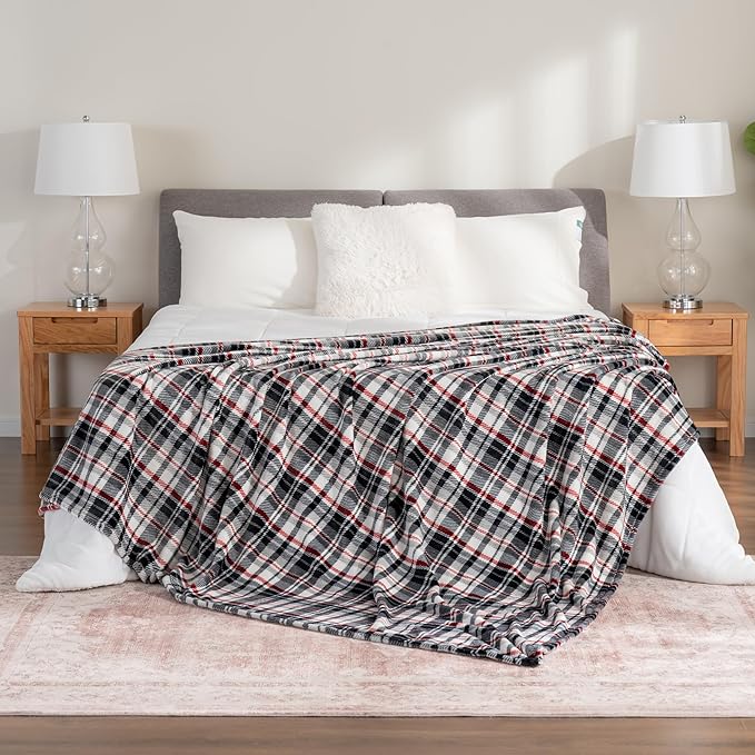 Berkshire Blanket-Classic Heavyweight Soft Printed VelvetLoft® Plush Warm Blanket, Twin Size Soft Fuzzy Blanket for Couch Sofa Bed, Plaid Black Red, 60in x 90in