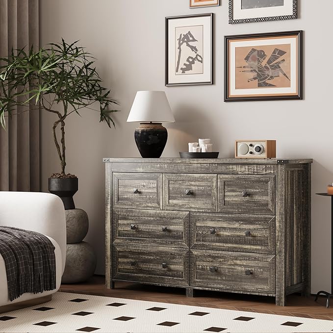 Dresser for Bedroom with 7 Drawers, Farmhouse Wood Chest of Drawers, Wide TV Stand Closet Storage Furniture with Metal Handle, Modern Wooden Clothes Organizer for Hallway, Living Room, Entryway, Grey