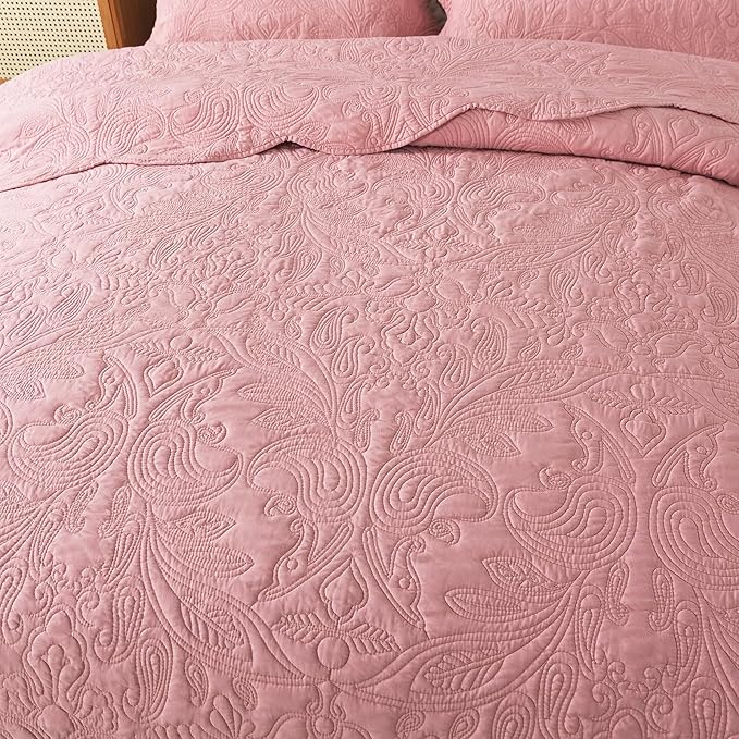 HoneiLife Quilt Sets King Size - 3 Pieces Microfiber Quilt Set Lightweight Bedspreads Reversible Coverlets Rustic Bed Cover King Quilt Bedding Set All Season Quilts-Pink