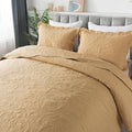 HoneiLife Embroidered Quilt King Size - 3 Pieces Microfiber Quilt Sets Lightweight Bedspreads Reversible Coverlets Retro Bed Cover Paisley Pattern Bedding Set All Season Quilts-Yellow
