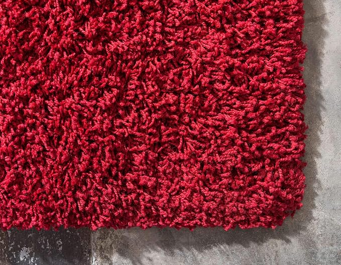 Unique Loom Solid Shag Collection Area Rug (7' 1" x 10' Rectangle, Cherry Red)