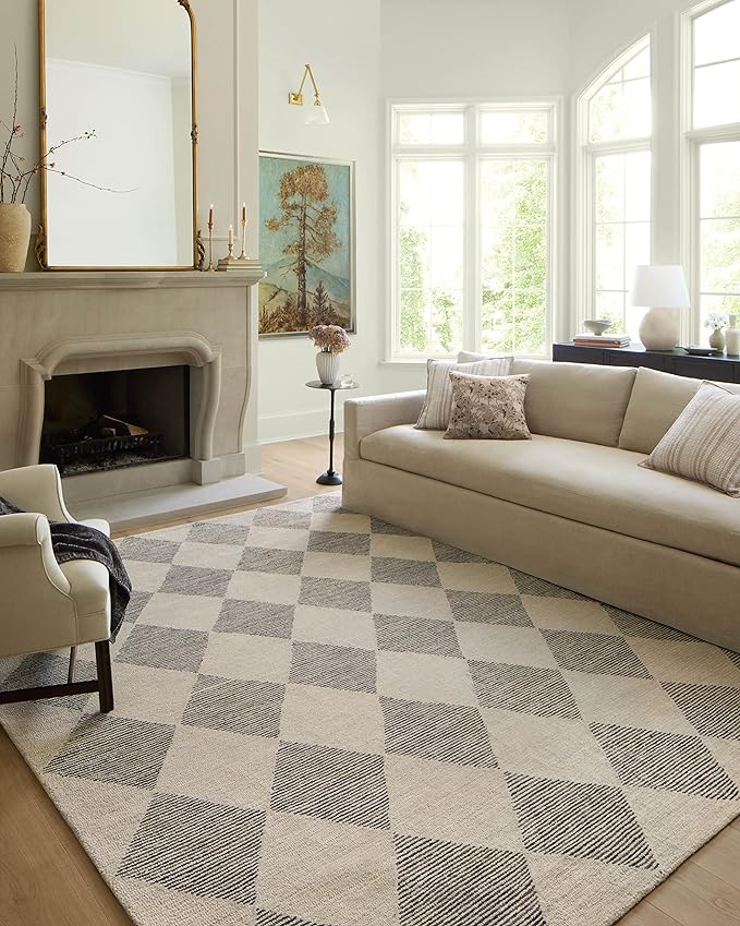 Loloi Chris Loves Julia Francis Collection FRA-01 Beige/Charcoal 5'-0" x 7'-6" Area Rug