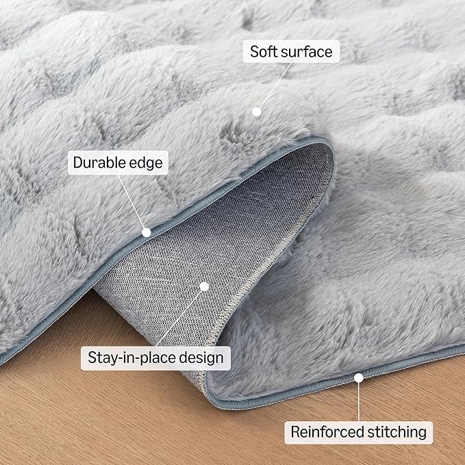 Amazon Basics Indoor Area Rug, 3D Bubble Washable Home Decor Carpet for Living Room, Bedroom, 5' W × 7' L, Grey