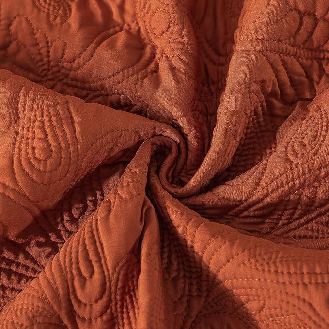 HoneiLife Oversized King Bedspreads - California King Quilt 128x120, 4-Piece Cal King Quilt Sets,Rustic Bedding Sets King Size,Extra Large Coverlets Lightweight Bed Cover for All Season Use-Rust