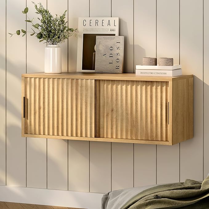 Floating TV Stands Set of 2, Modern Fluted Large Floating Nightstand Wall Mounted Bedside Cabinet with Sliding Doors for Bathroom, Living Room, Bedroom, Natural Oak
