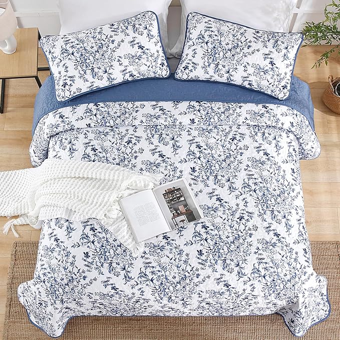 WONGS BEDDING Quilt King Size, Blue Quilt Bedding Set with 2 Pillowcases, Botanical Quilt for King Bed, Soft Microfiber Lightweight Coverlet Bedspread for All Season (110"×90", 3 Pieces)